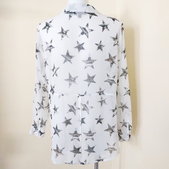 Lane Bryant Black & White Distressed Stars Plus Size 18/20 Button Up Blouse - Picture 11 of 13